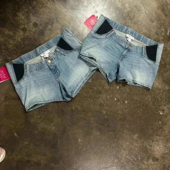 Two Pair Lot — Size 8 Isabel Maternity Under Belly Jean Shorts Midi Short NWT - Picture 1 of 6